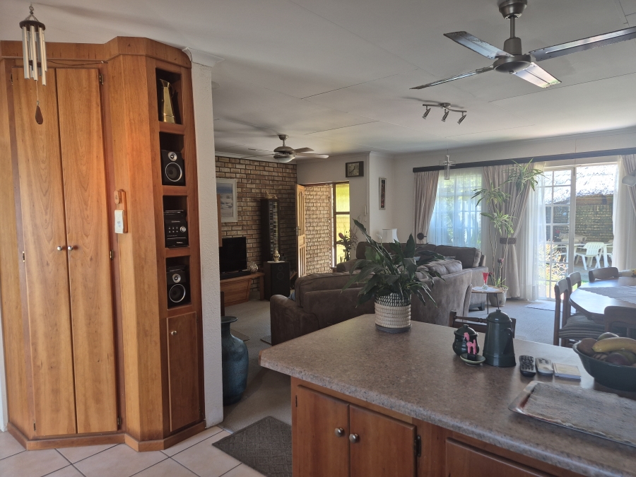 3 Bedroom Property for Sale in La Hoff North West